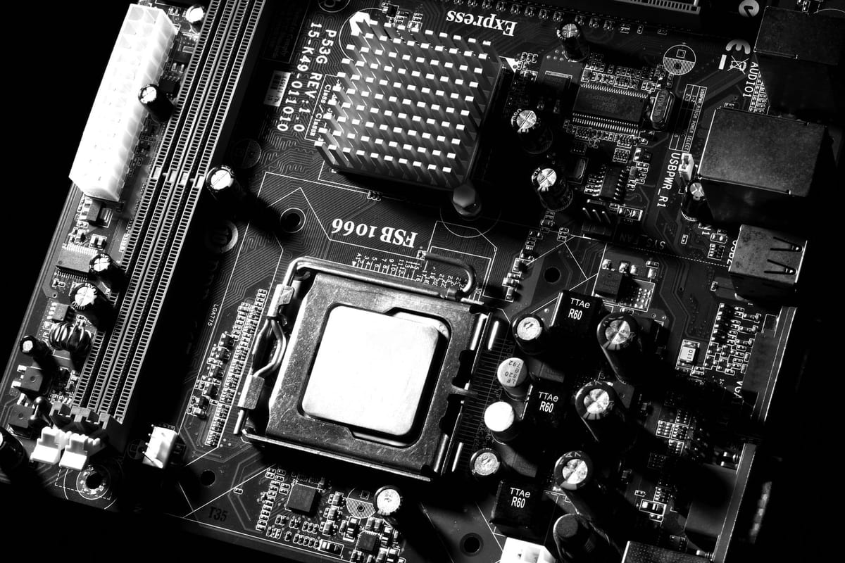 ถอดรหัสฉลาก PSU: กับดักวัตต์รวมและทางเลือกที่ชาญฉลาด